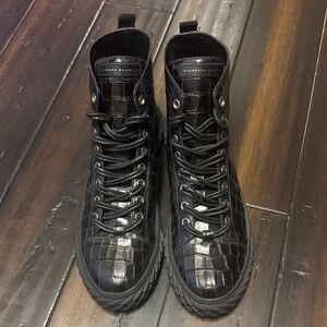 Giuseppe Zanotti Men’s Black Croc-Embossed High-Top Boots